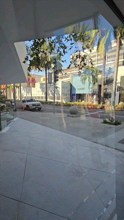 Instagram post from richshopft. This post is in position 7.